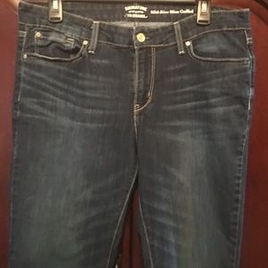 Levi's Mid-Rise Slim Cuffed -Stretchy - Size 14/32